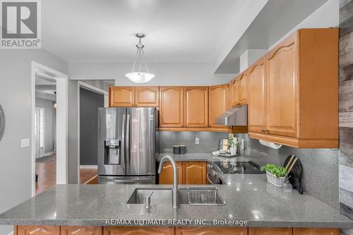 134 Wharnsby Drive W, Toronto (Rouge), ON - Indoor Photo Showing Kitchen