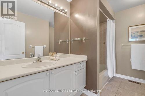 134 Wharnsby Drive W, Toronto (Rouge), ON - Indoor Photo Showing Bathroom