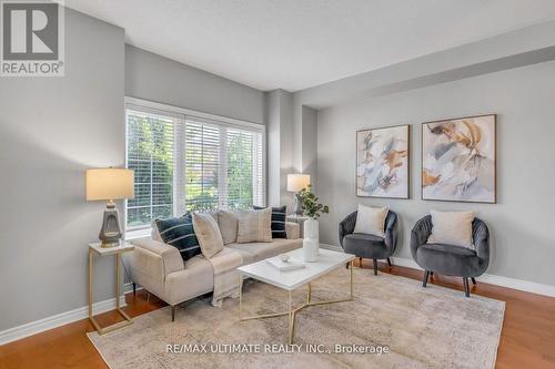 134 Wharnsby Drive W, Toronto (Rouge), ON - Indoor Photo Showing Living Room