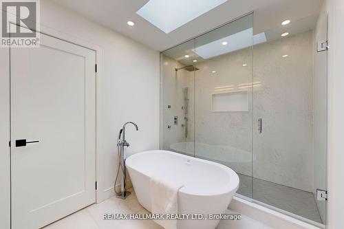 252B Monarch Park Avenue, Toronto (Danforth Village-East York), ON - Indoor Photo Showing Bathroom