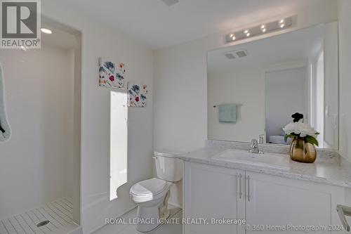 1 D Lookout Drive, Clarington (Bowmanville), ON - Indoor Photo Showing Bathroom