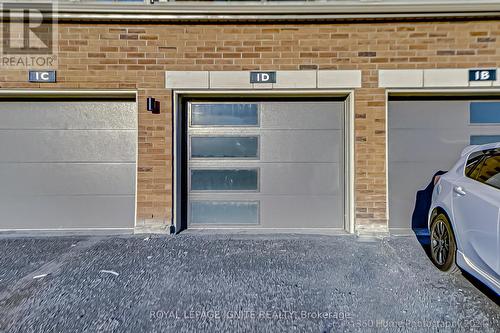 1 D Lookout Drive, Clarington (Bowmanville), ON - 