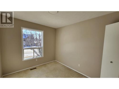 128 Red Willow Avenue, Tumbler Ridge, BC - Indoor Photo Showing Other Room