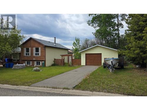 128 Red Willow Avenue, Tumbler Ridge, BC - Outdoor