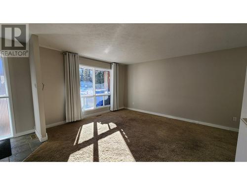 128 Red Willow Avenue, Tumbler Ridge, BC - Indoor Photo Showing Other Room