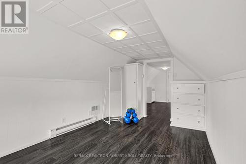 17 Avalon Place, Hamilton (Gibson), ON - Indoor Photo Showing Other Room