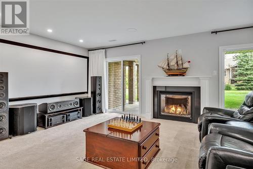 103 South Harbour Drive, Kawartha Lakes (Bobcaygeon), ON - Indoor Photo Showing Living Room With Fireplace