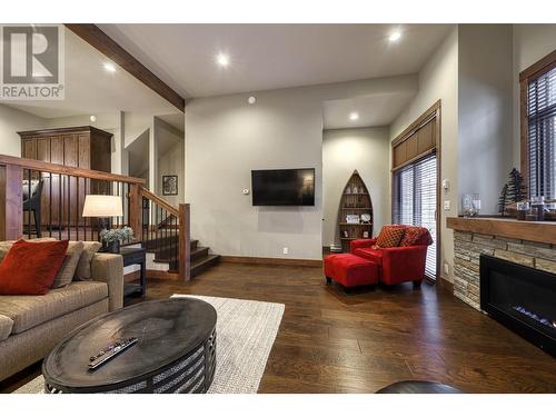 3280 Village Way Unit# 17, Sun Peaks, BC - Indoor Photo Showing Living Room With Fireplace