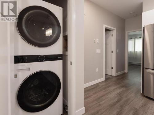 107-2009 Centennial Street, Whitehorse, YT - Indoor Photo Showing Laundry Room