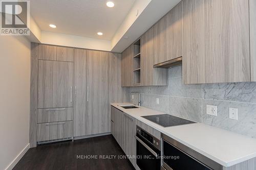 912 - 85 Mcmahon Drive, Toronto (Bayview Village), ON - Indoor Photo Showing Kitchen