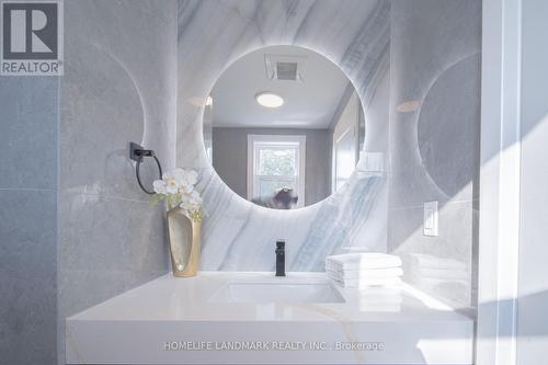 127 Highfield Road, Toronto (Greenwood-Coxwell), ON - Indoor Photo Showing Bathroom