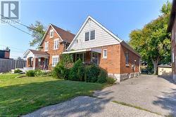 8 ONWARD Avenue  Kitchener, ON N2H 3J7