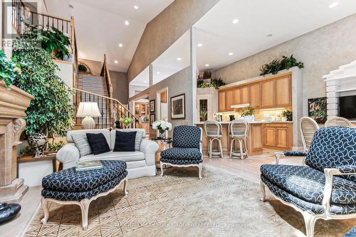 29 Arlington Way, Markham (Grandview), ON - Indoor Photo Showing Living Room