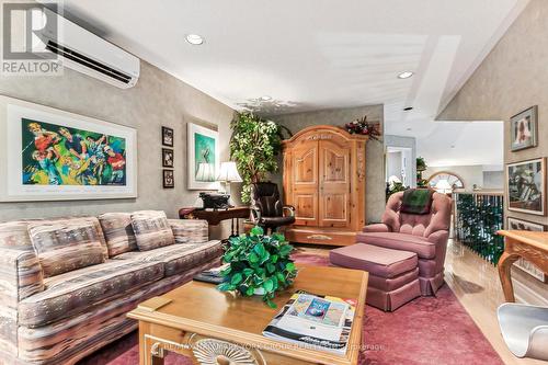 29 Arlington Way, Markham (Grandview), ON - Indoor Photo Showing Living Room