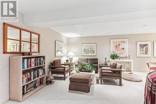 29 Arlington Way, Markham (Grandview), ON - Indoor Photo Showing Living Room