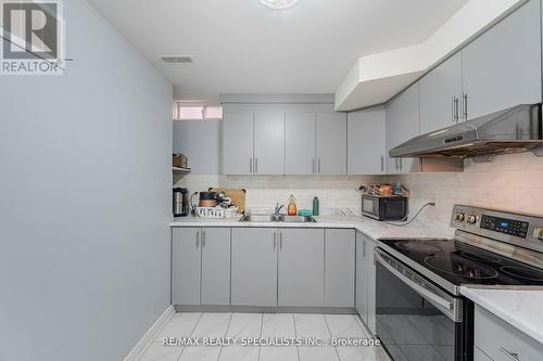 29 Ezra Crescent, Brampton, ON - Indoor Photo Showing Kitchen With Double Sink