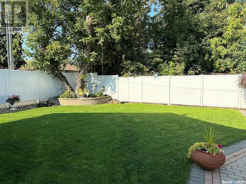 675 21St Street W, Prince Albert, SK - Outdoor With Backyard