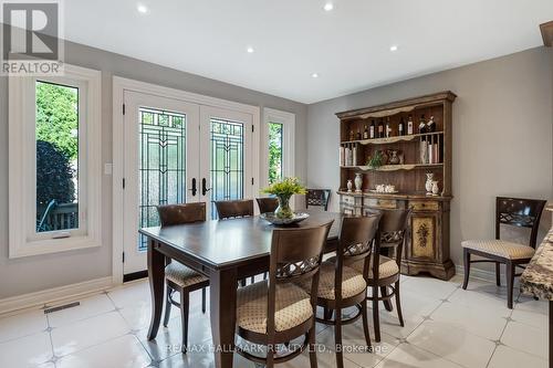 182 Clover Leaf Street, Vaughan (East Woodbridge), ON - Indoor Photo Showing Dining Room