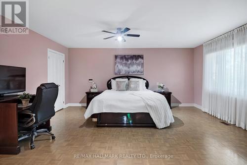 182 Clover Leaf Street, Vaughan, ON - Indoor Photo Showing Bedroom