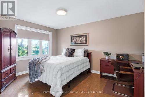 182 Clover Leaf Street, Vaughan, ON - Indoor Photo Showing Bedroom