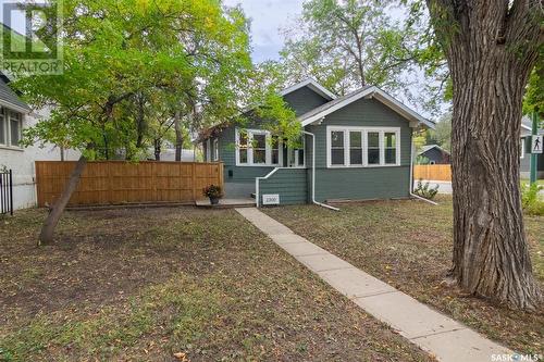 2300 Rae Street, Regina, SK - Outdoor