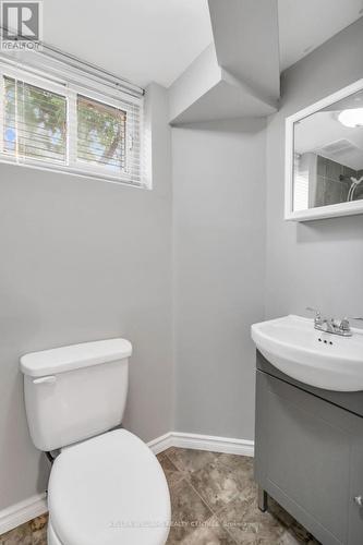 144 Essa Road, Barrie, ON - Indoor Photo Showing Bathroom