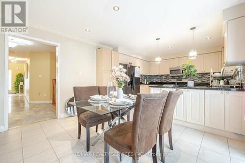 38 Sams Crescent, Brampton (Fletcher'S Meadow), ON - Indoor Photo Showing Dining Room