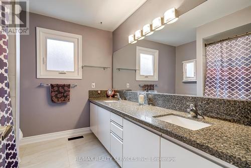 63 Leeward Drive, Brampton (Westgate), ON - Indoor Photo Showing Bathroom