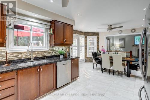 63 Leeward Drive, Brampton (Westgate), ON - Indoor Photo Showing Kitchen With Double Sink