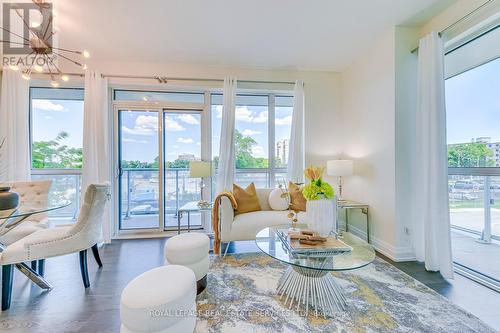 205 - 65 Speers Road, Oakville (Old Oakville), ON - Indoor Photo Showing Dining Room