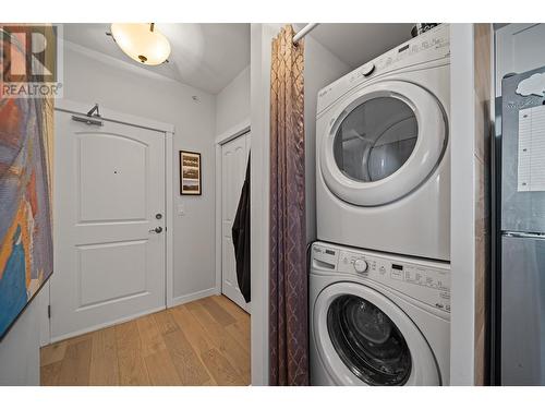 612-429 St Paul Street, Kamloops, BC - Indoor Photo Showing Laundry Room