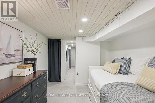 22 Symington Avenue, Toronto (Dovercourt-Wallace Emerson-Junction), ON - Indoor Photo Showing Bedroom