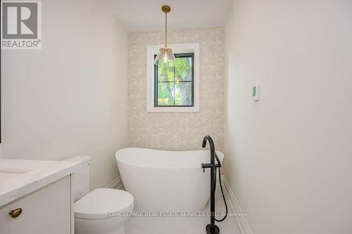 152 Chisholm Street, Oakville, ON - Indoor Photo Showing Bathroom