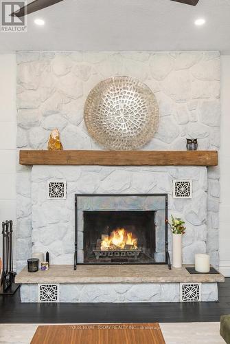 12889 15 Side Road, Halton Hills, ON - Indoor Photo Showing Living Room With Fireplace