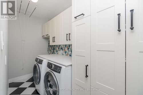 12889 15 Side Road, Halton Hills, ON - Indoor Photo Showing Laundry Room