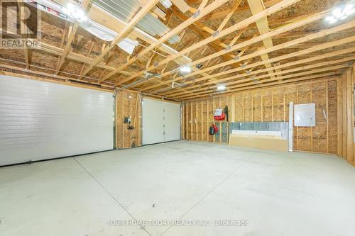 12889 15 Side Road, Halton Hills, ON - Indoor Photo Showing Garage