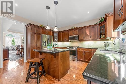 35 Oldmill Road, Hamilton (Ancaster), ON - Indoor Photo Showing Kitchen