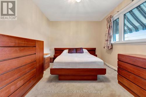 48 Wyngate Avenue, Hamilton, ON - Indoor Photo Showing Bedroom