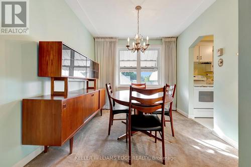 48 Wyngate Avenue, Hamilton, ON - Indoor Photo Showing Dining Room