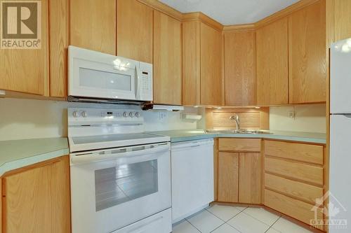 900 Dynes Road Unit#2603, Ottawa, ON - Indoor Photo Showing Kitchen