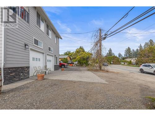 3174 Boucherie Road, West Kelowna, BC - Outdoor