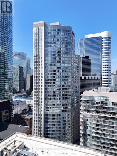 3809 - 210 Victoria Street, Toronto (Church-Yonge Corridor), ON - Outdoor With Facade