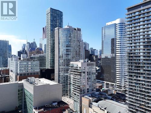 3809 - 210 Victoria Street, Toronto (Church-Yonge Corridor), ON - Outdoor With Facade