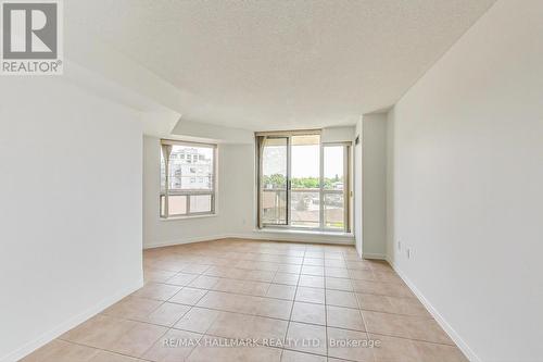 405 - 800 Sheppard Avenue, Toronto (Bathurst Manor), ON - Indoor Photo Showing Other Room