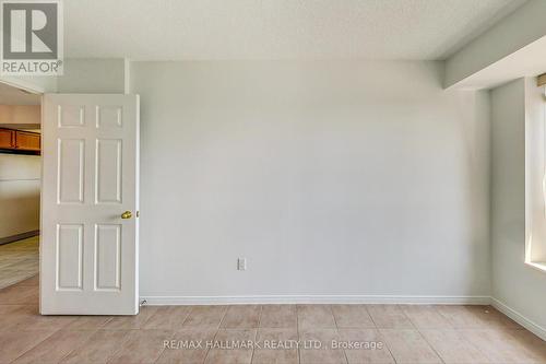 405 - 800 Sheppard Avenue, Toronto (Bathurst Manor), ON - Indoor Photo Showing Other Room