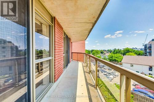 405 - 800 Sheppard Avenue, Toronto (Bathurst Manor), ON - Outdoor With Balcony With Exterior