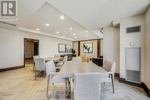 405 - 800 Sheppard Avenue, Toronto (Bathurst Manor), ON - Indoor Photo Showing Dining Room