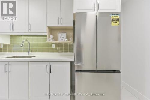 1703 - 350 Seneca Hill Drive, Toronto (Don Valley Village), ON - Indoor Photo Showing Kitchen