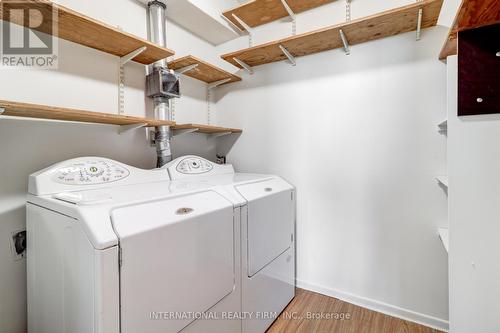 1111 - 1360 York Mills Road, Toronto (Parkwoods-Donalda), ON - Indoor Photo Showing Laundry Room