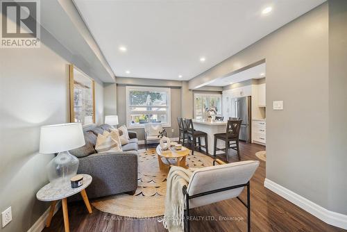 101 Brownridge Place, Whitby (Williamsburg), ON - Indoor Photo Showing Living Room